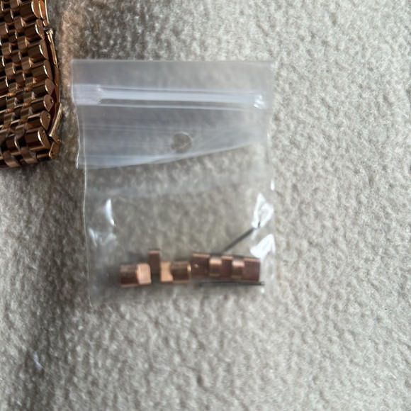 Michael Kors Watch Rosegold - Picture 6 of 7